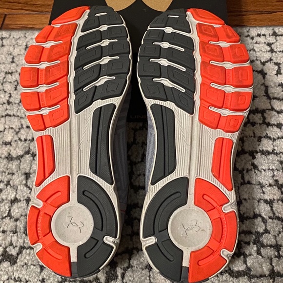 Under Armour Men’s Running Shoes - Picture 4 of 4